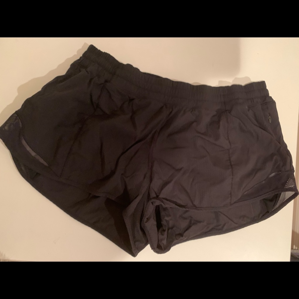Black hotty hot lululemon shorts 2.5